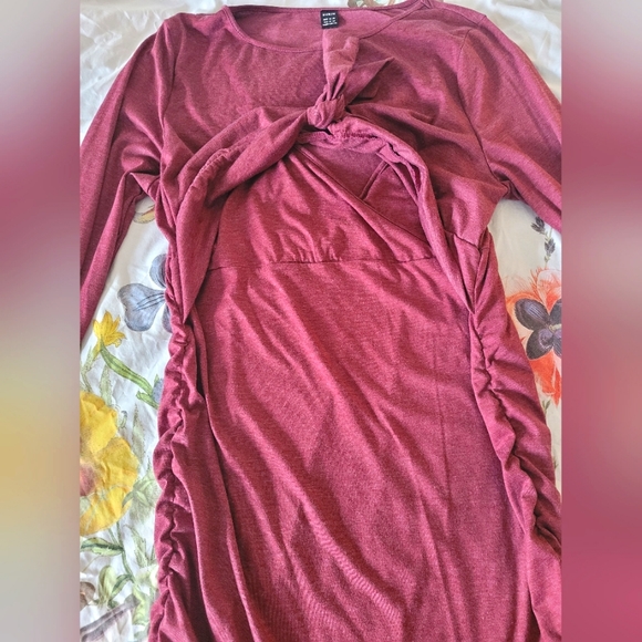 Burgandy Maternity/post partum dress. Figure hugging.  Size XXL. - Picture 2 of 2